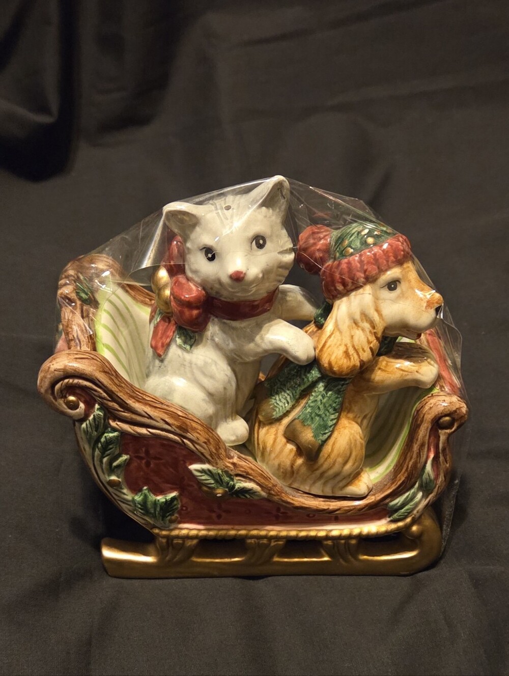 Vtg Fitz & Floyd Father Christmas Dog Cat Salt Pepper Shaker w Sleigh 1995